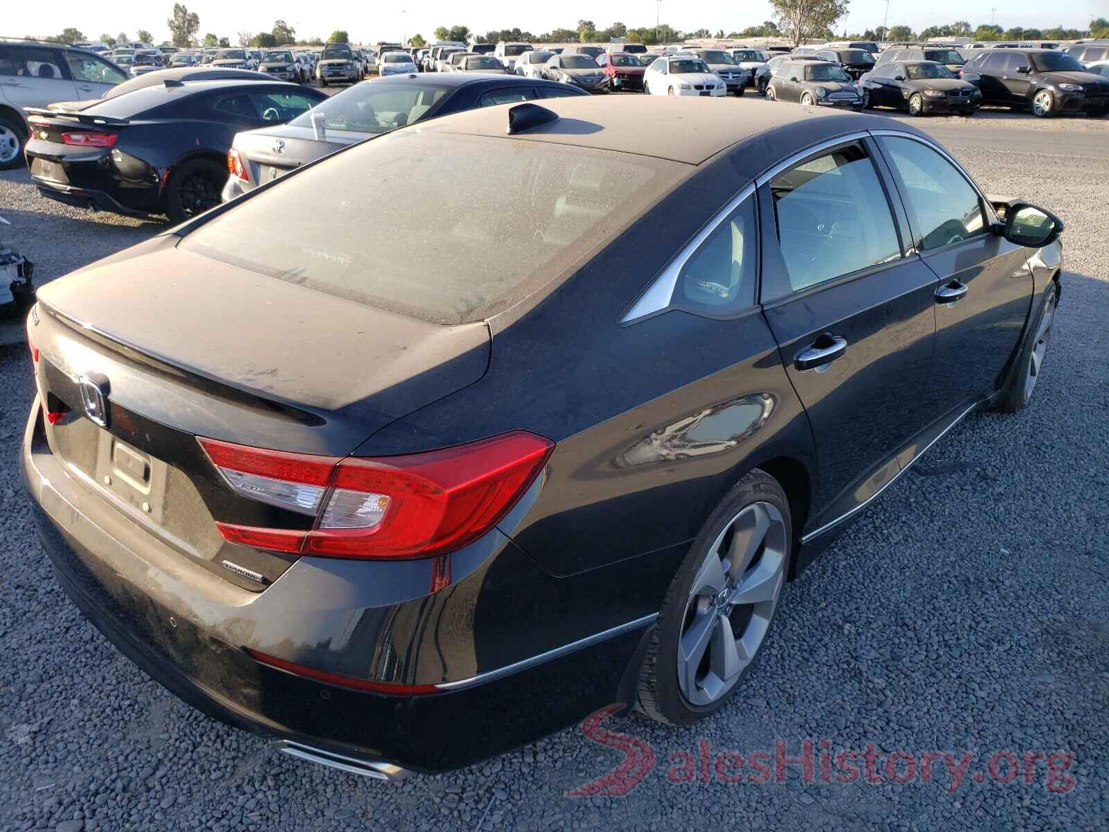 1HGCV1F9XJA065395 2018 HONDA ACCORD