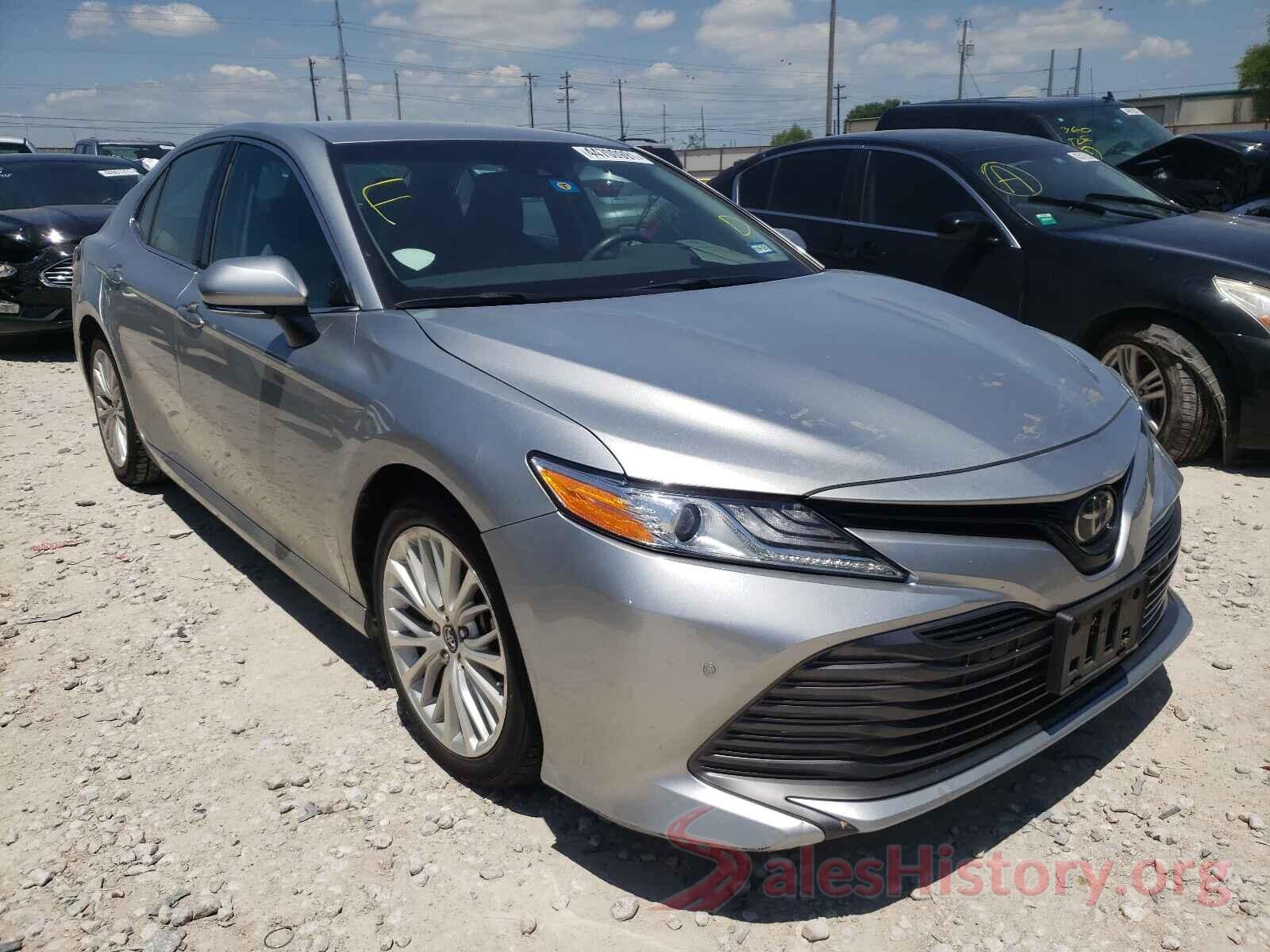 4T1B11HK4JU026303 2018 TOYOTA CAMRY