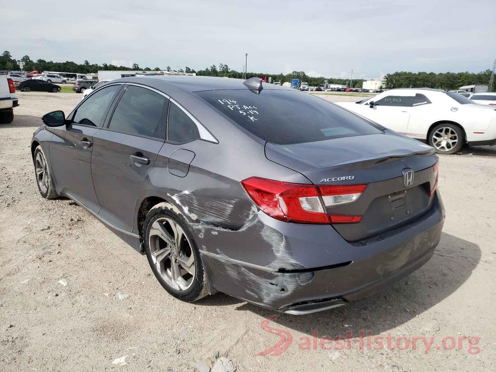 1HGCV1F52JA185303 2018 HONDA ACCORD