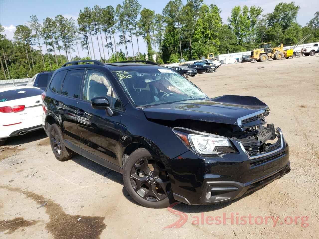 JF2SJAGC5JH570866 2018 SUBARU FORESTER