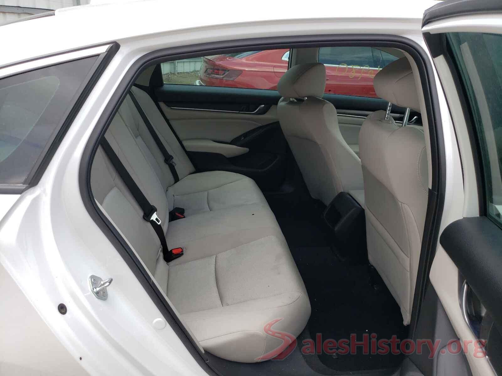 1HGCV1F10JA208154 2018 HONDA ACCORD