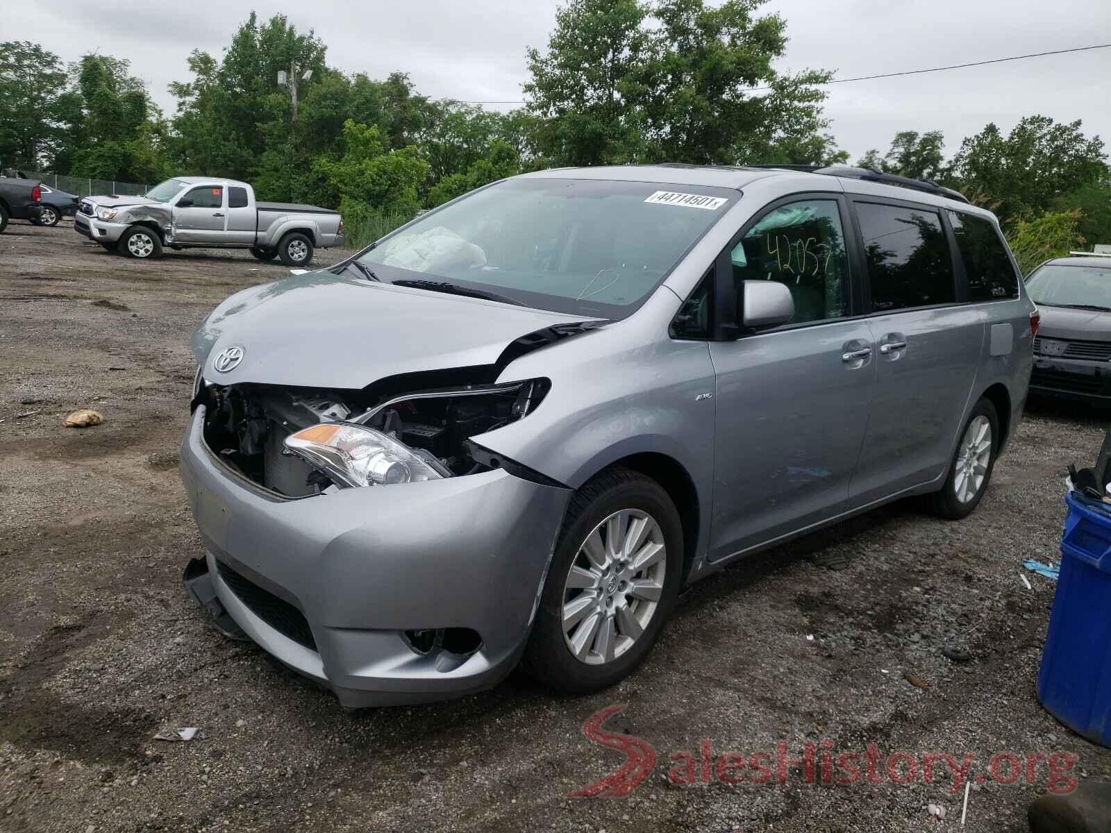 5TDDZ3DC1HS165707 2017 TOYOTA SIENNA