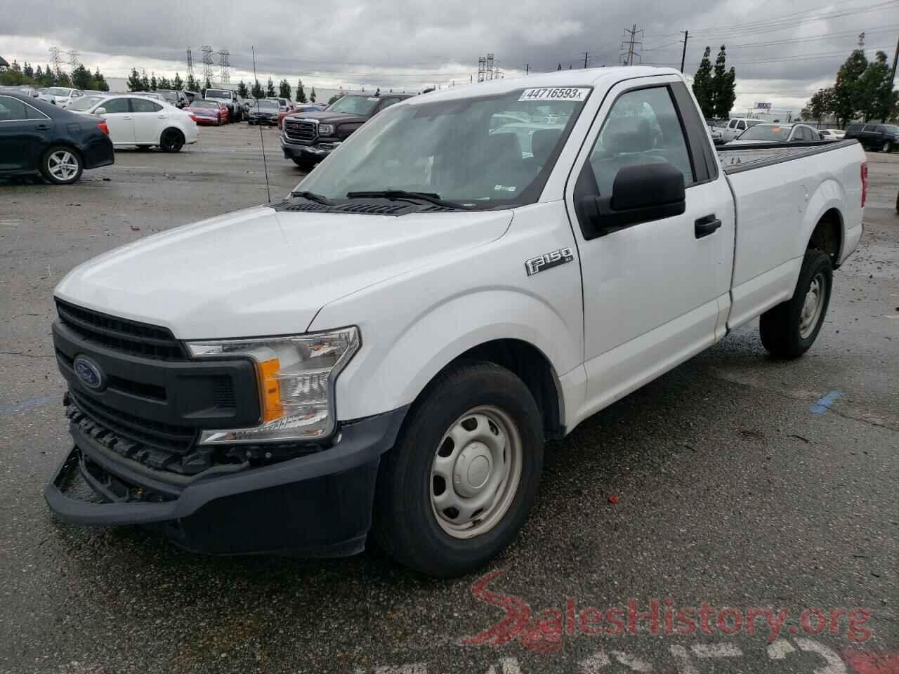 1FTMF1CB9JKE37567 2018 FORD F150