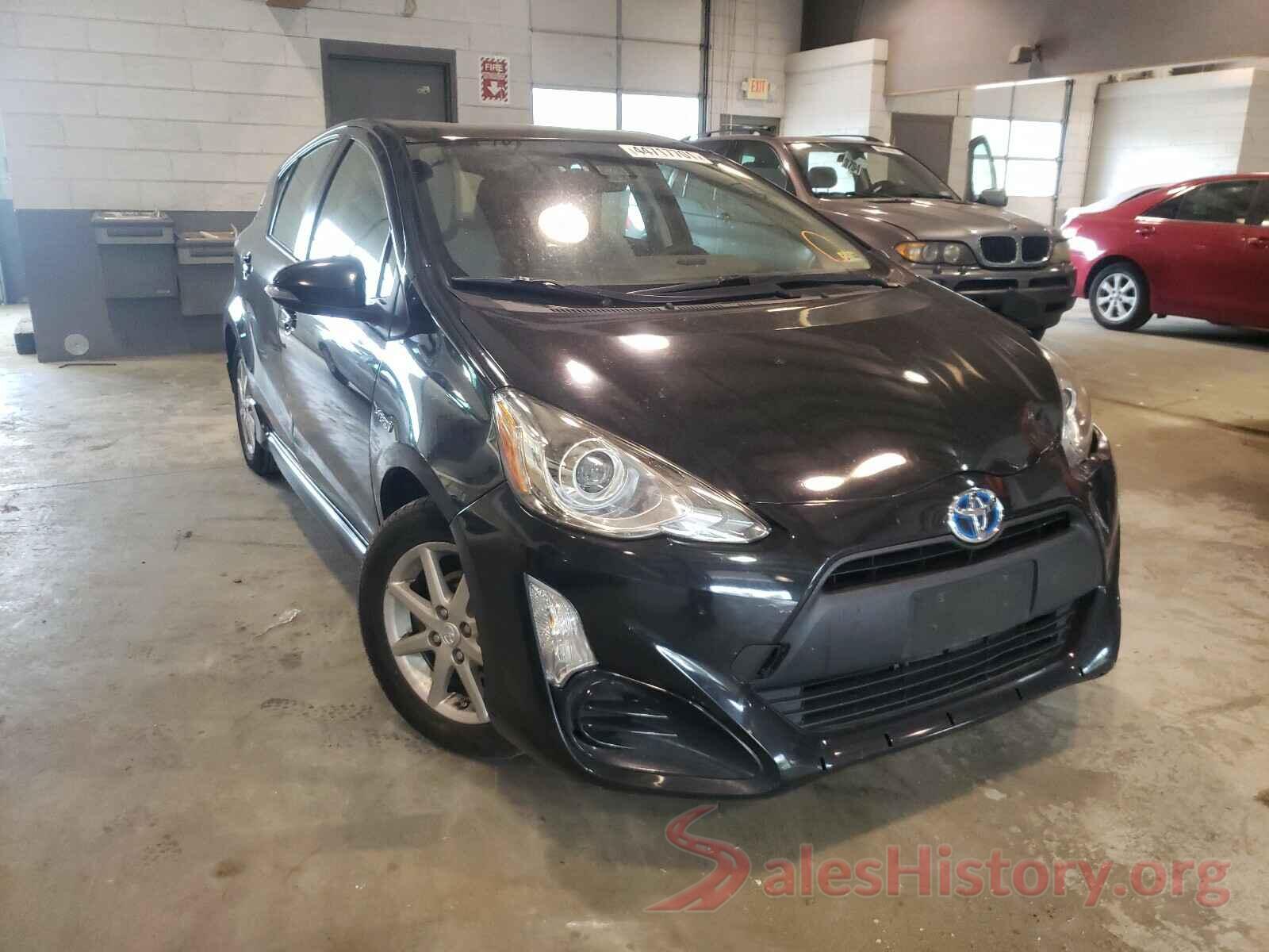 JTDKDTB30H1592222 2017 TOYOTA PRIUS