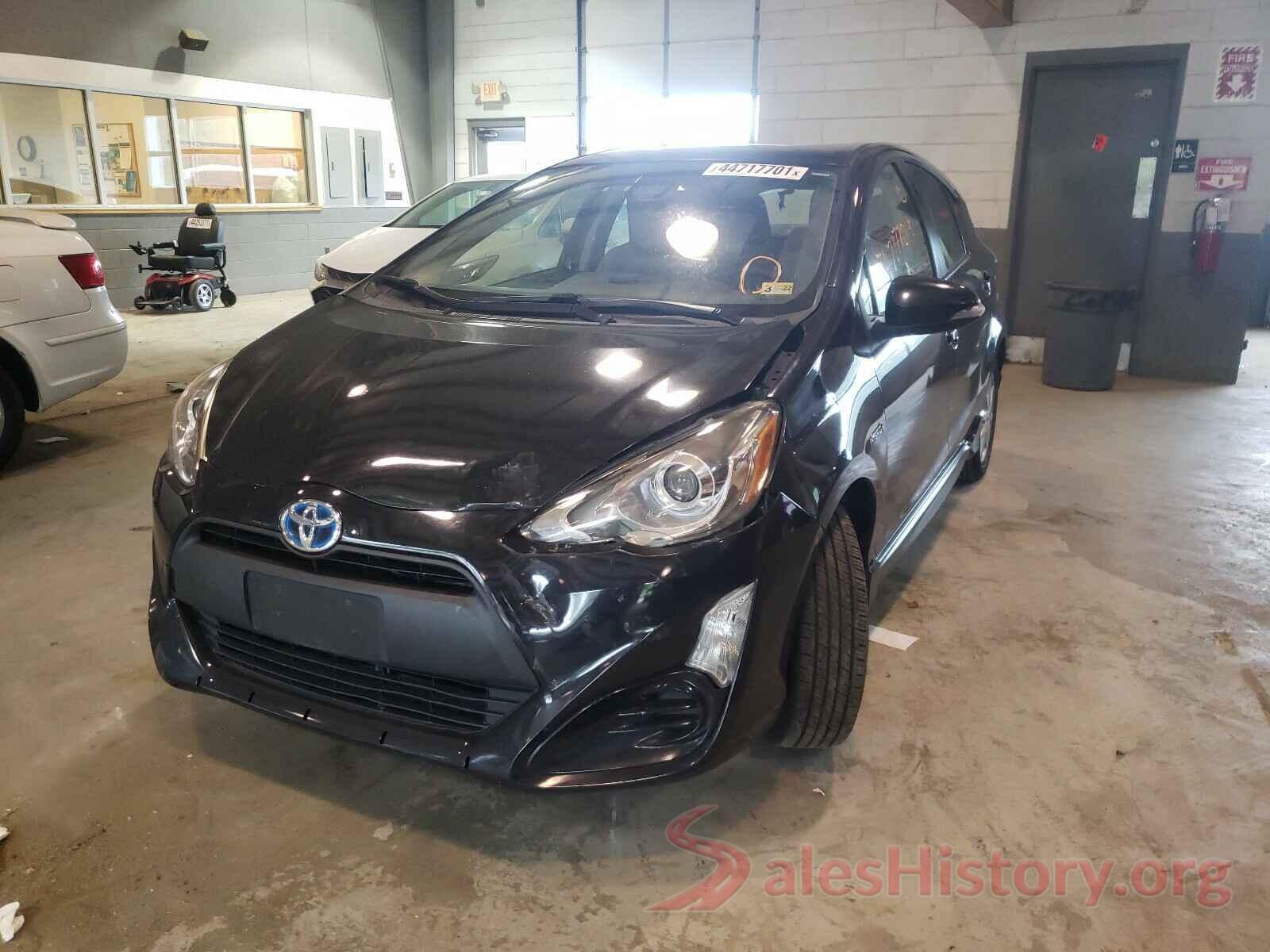 JTDKDTB30H1592222 2017 TOYOTA PRIUS