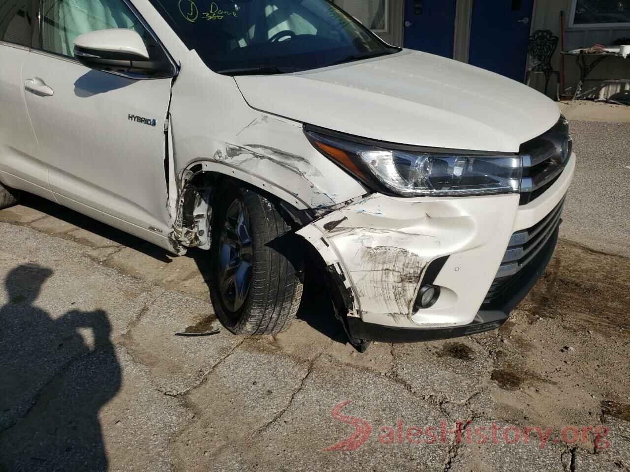 5TDDGRFH0JS039331 2018 TOYOTA HIGHLANDER