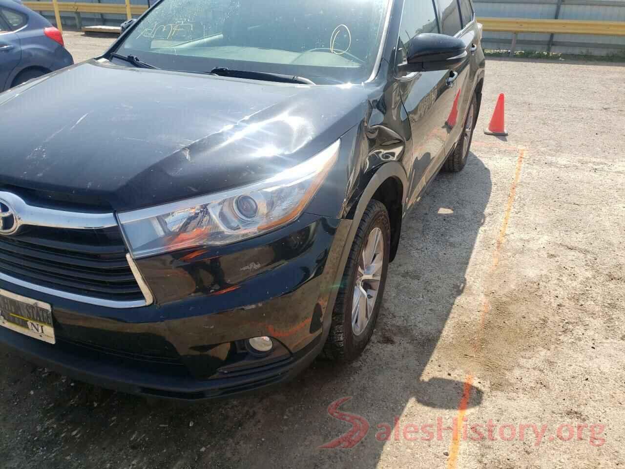 5TDBKRFH6FS135834 2015 TOYOTA HIGHLANDER