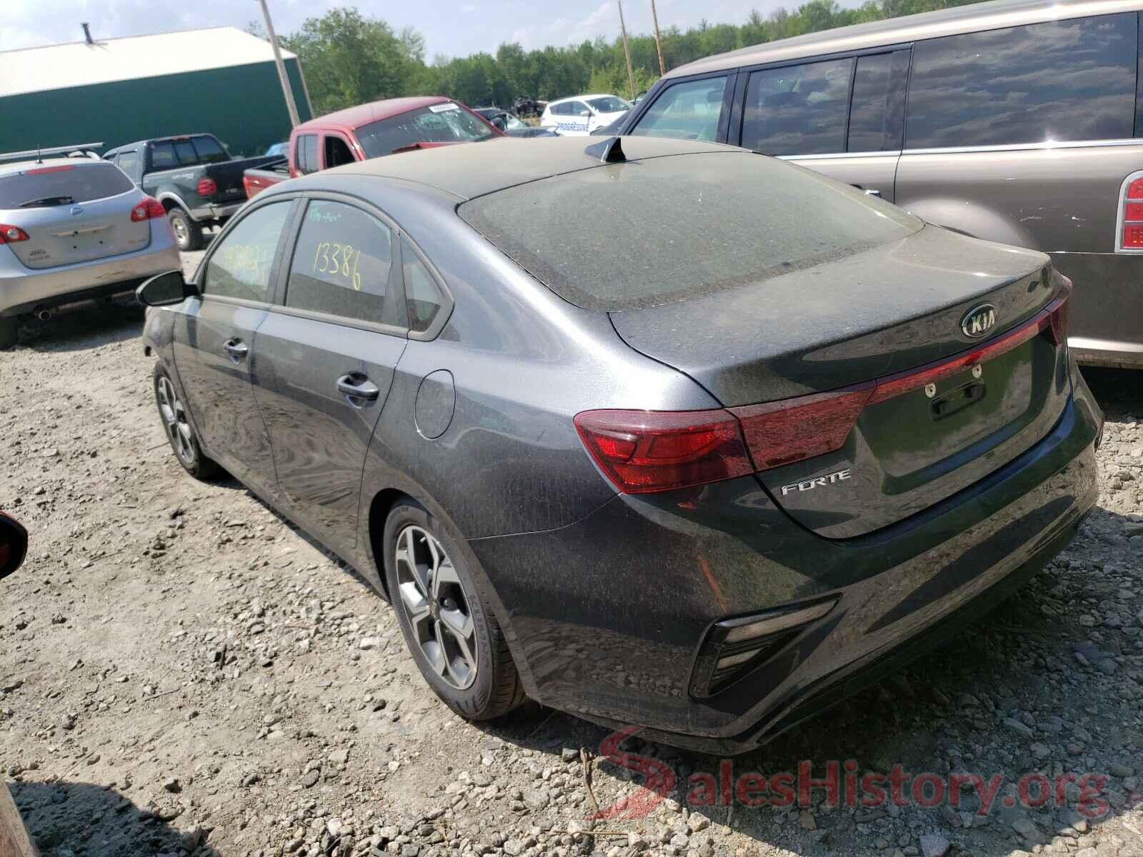 3KPF24AD2ME272754 2021 KIA FORTE