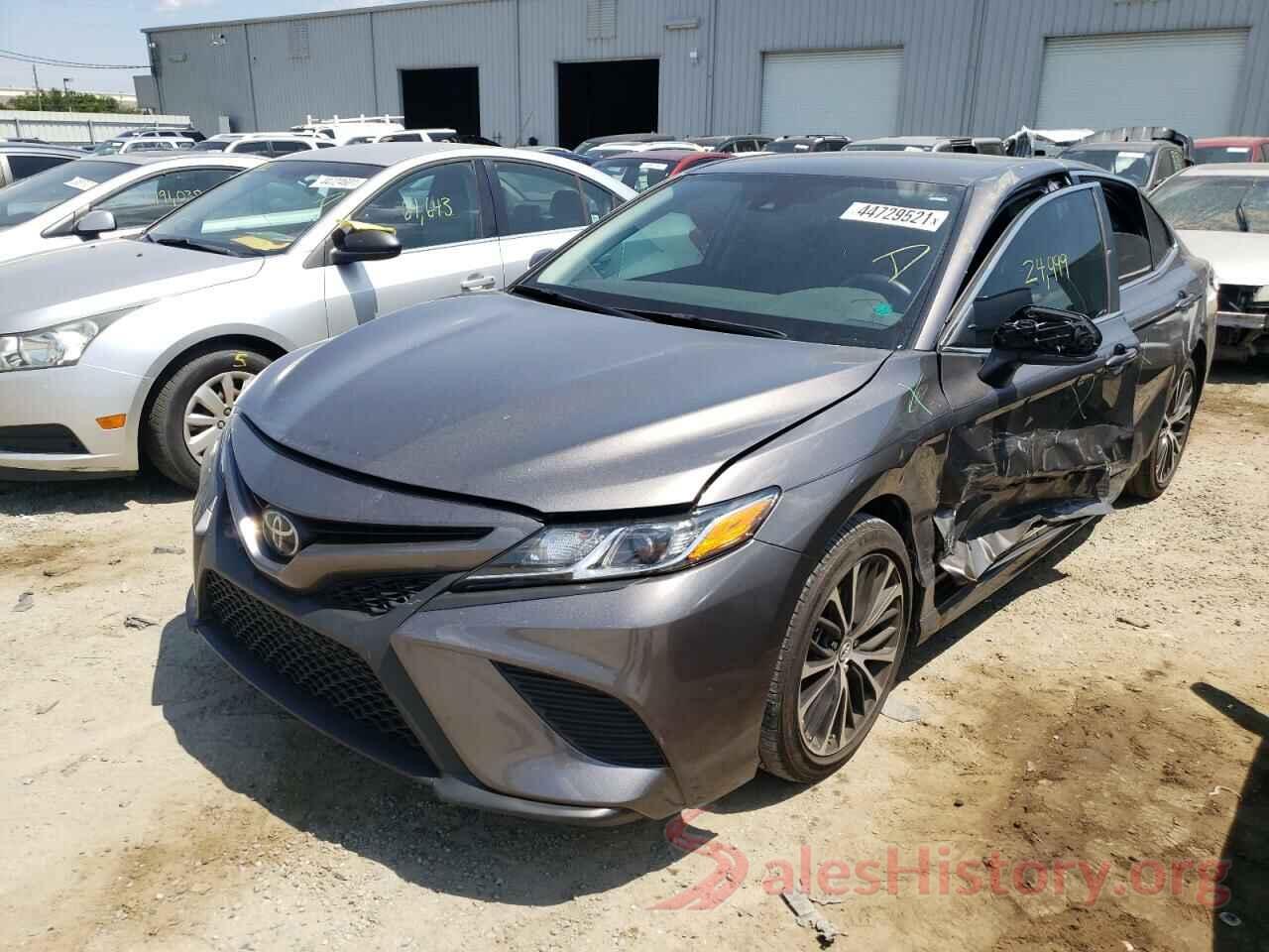 4T1G11AK6LU322877 2020 TOYOTA CAMRY