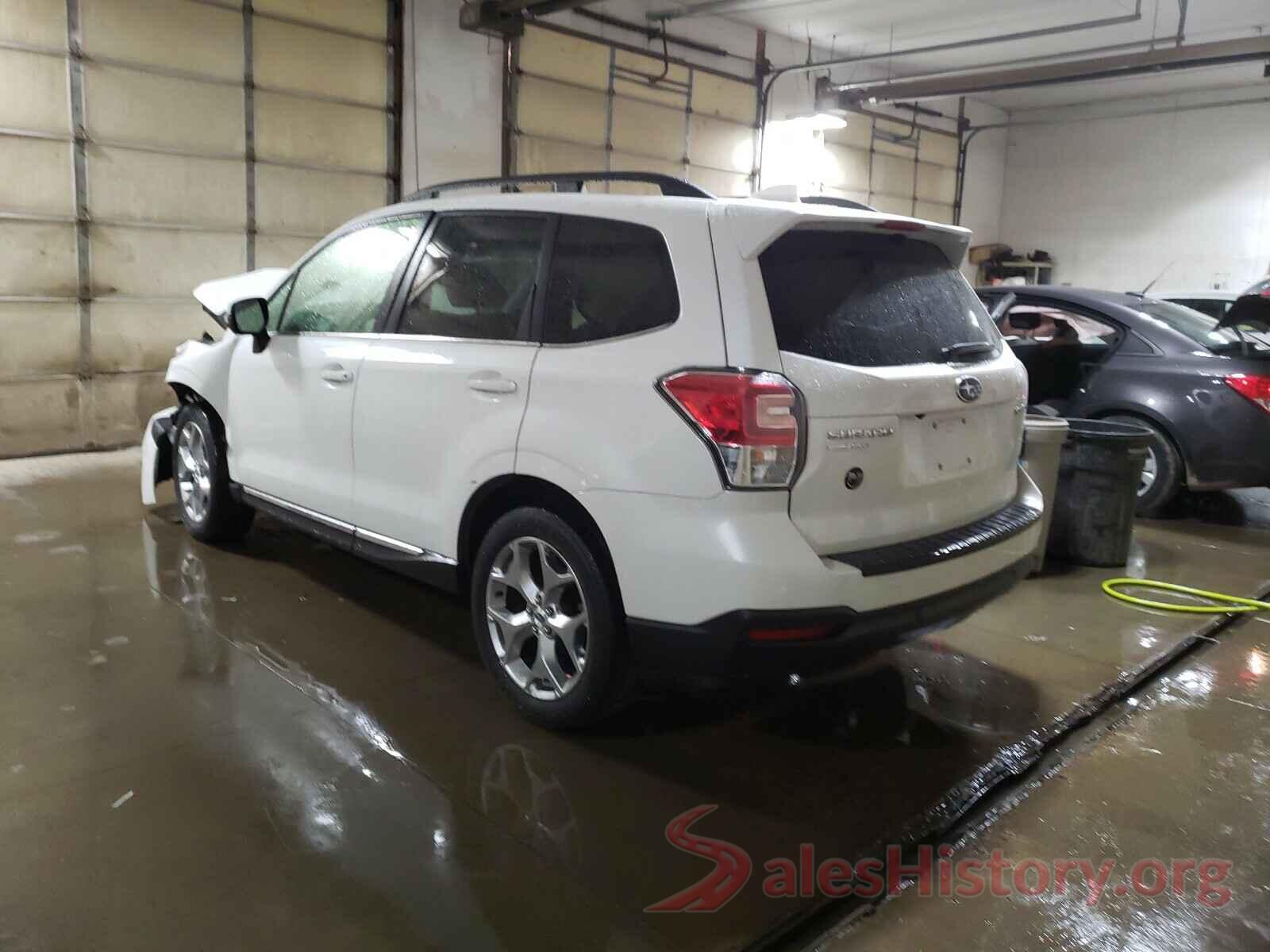 JF2SJAWC3JH559916 2018 SUBARU FORESTER