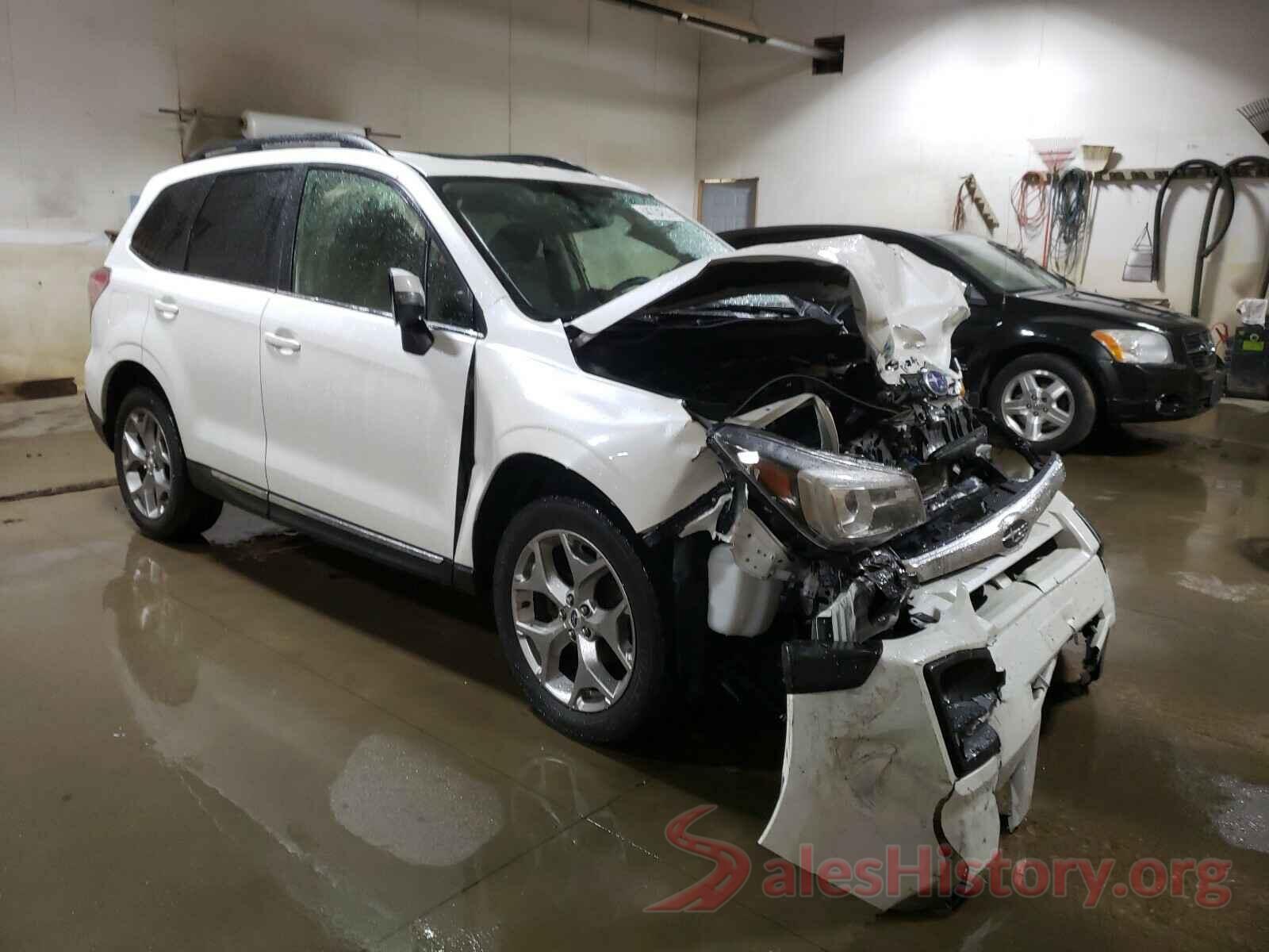 JF2SJAWC3JH559916 2018 SUBARU FORESTER