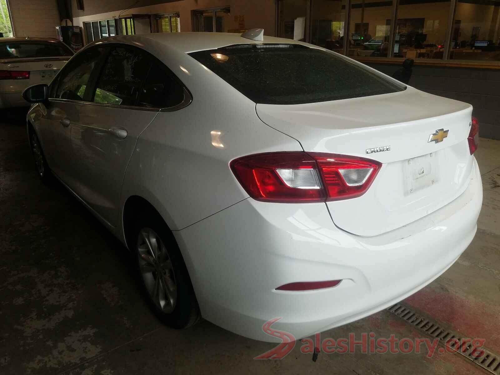 1G1BE5SM3K7146502 2019 CHEVROLET CRUZE