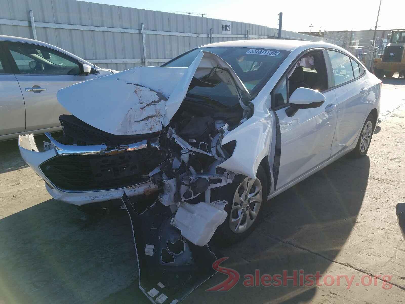 1G1BJ5SM2K7105807 2019 CHEVROLET CRUZE