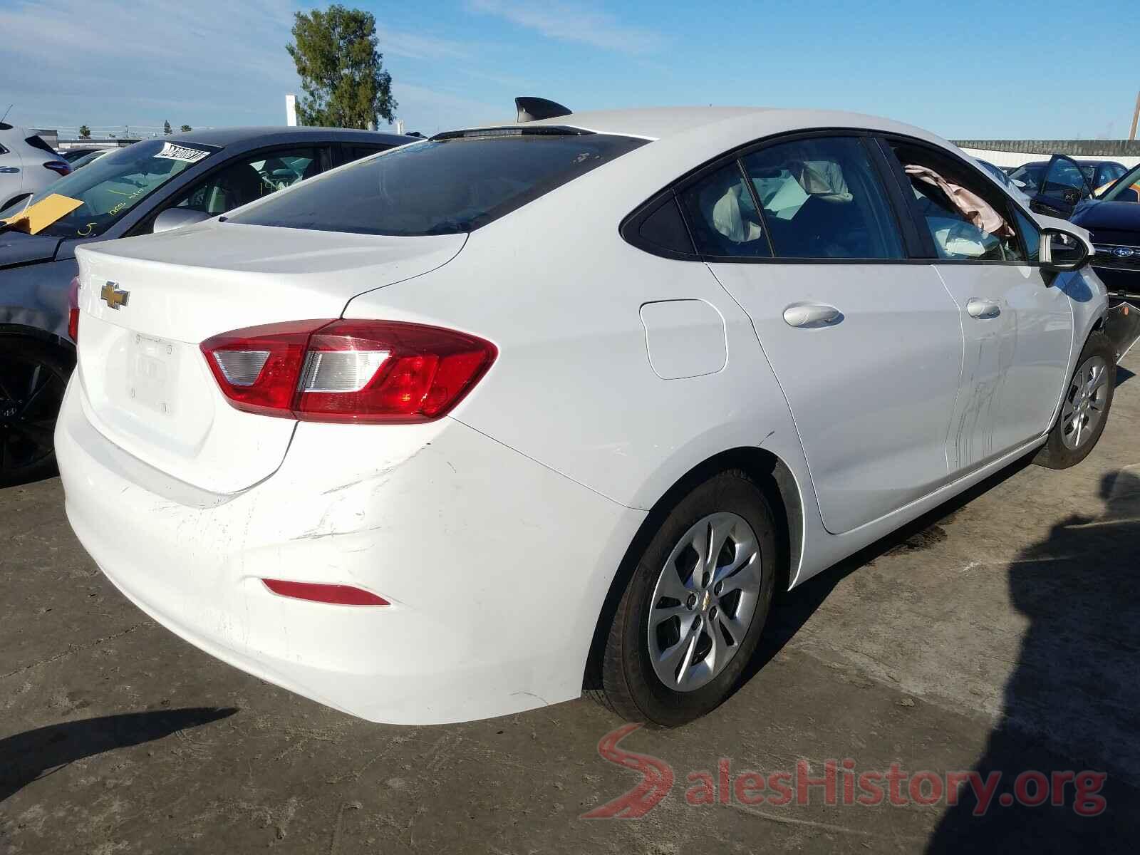 1G1BJ5SM2K7105807 2019 CHEVROLET CRUZE