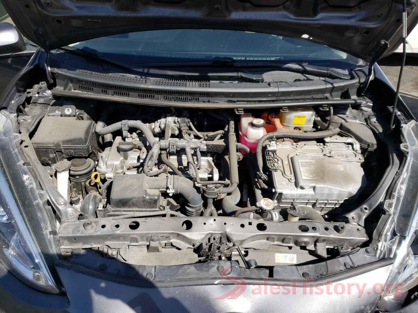 JTDKDTB34J1608346 2018 TOYOTA PRIUS