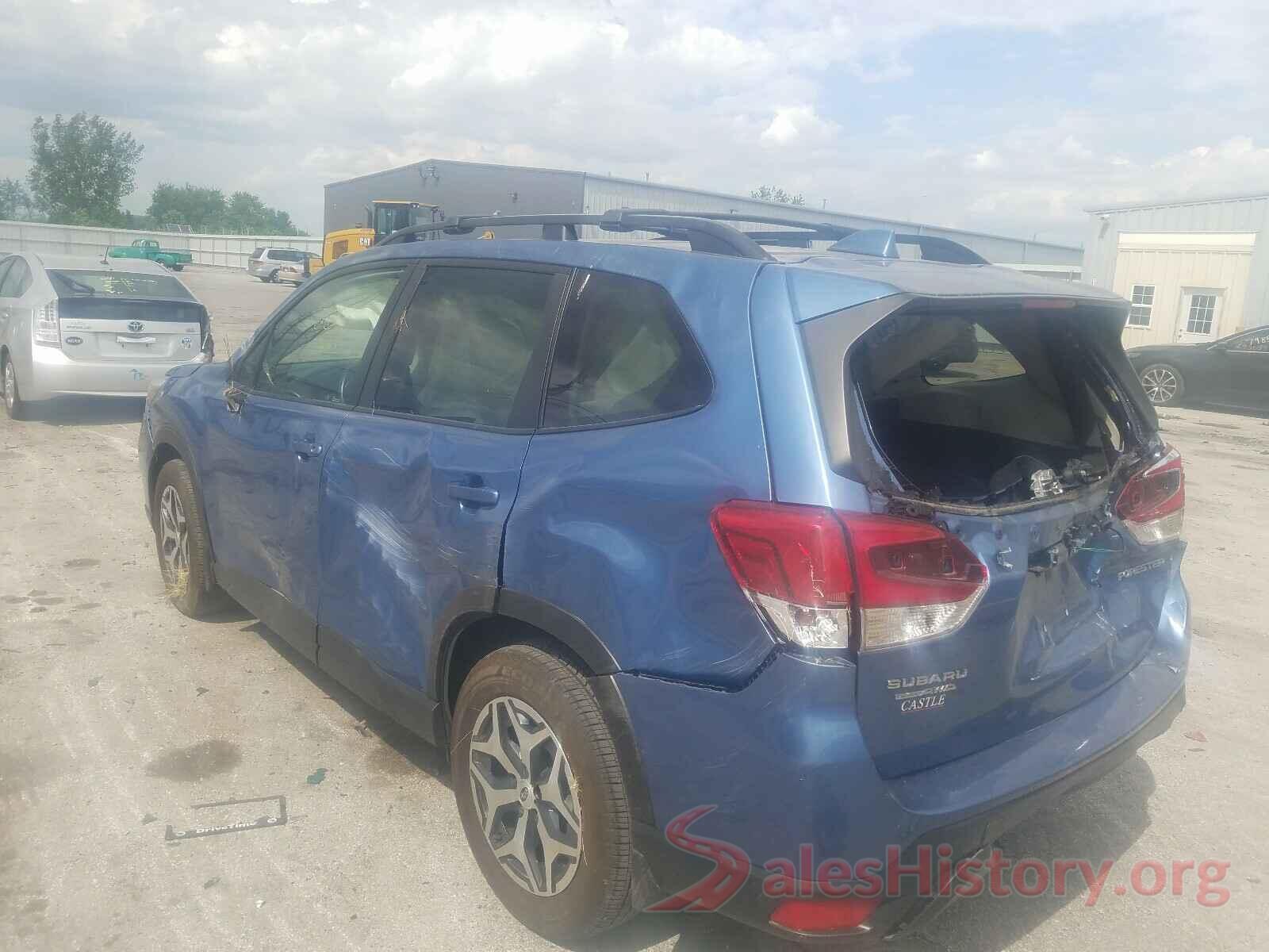 JF2SKAEC0KH470210 2019 SUBARU FORESTER