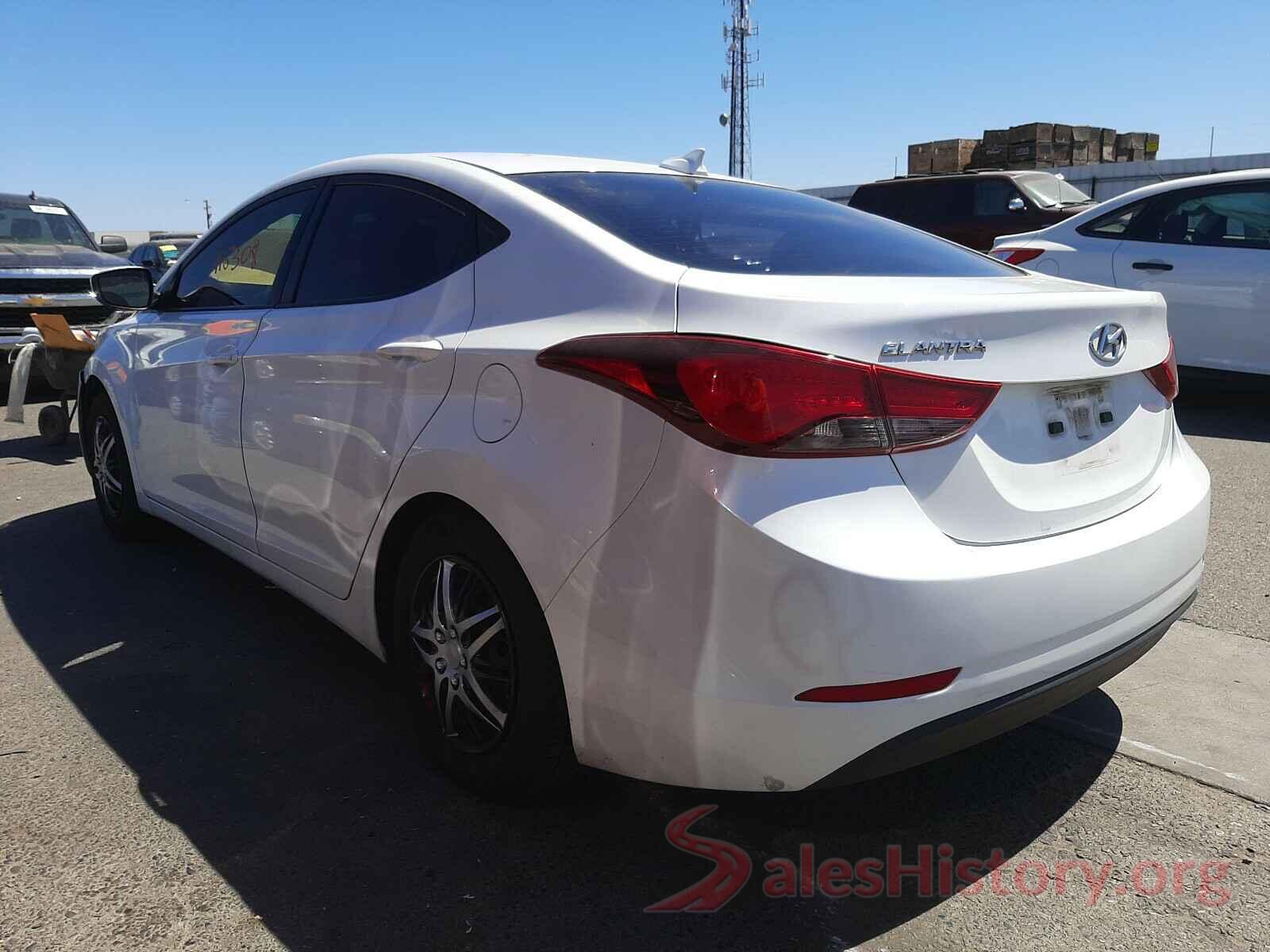 5NPDH4AE8GH718176 2016 HYUNDAI ELANTRA