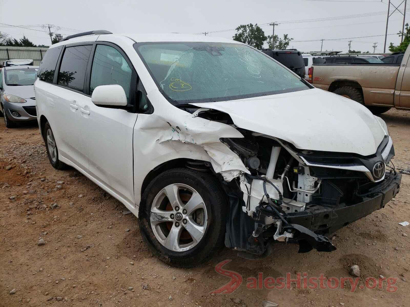 5TDKZ3DC6JS916376 2018 TOYOTA SIENNA