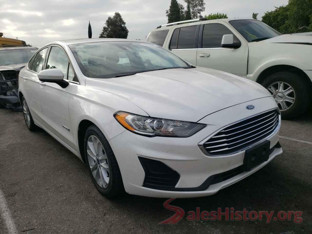 3FA6P0LU9KR208844 2019 FORD FUSION