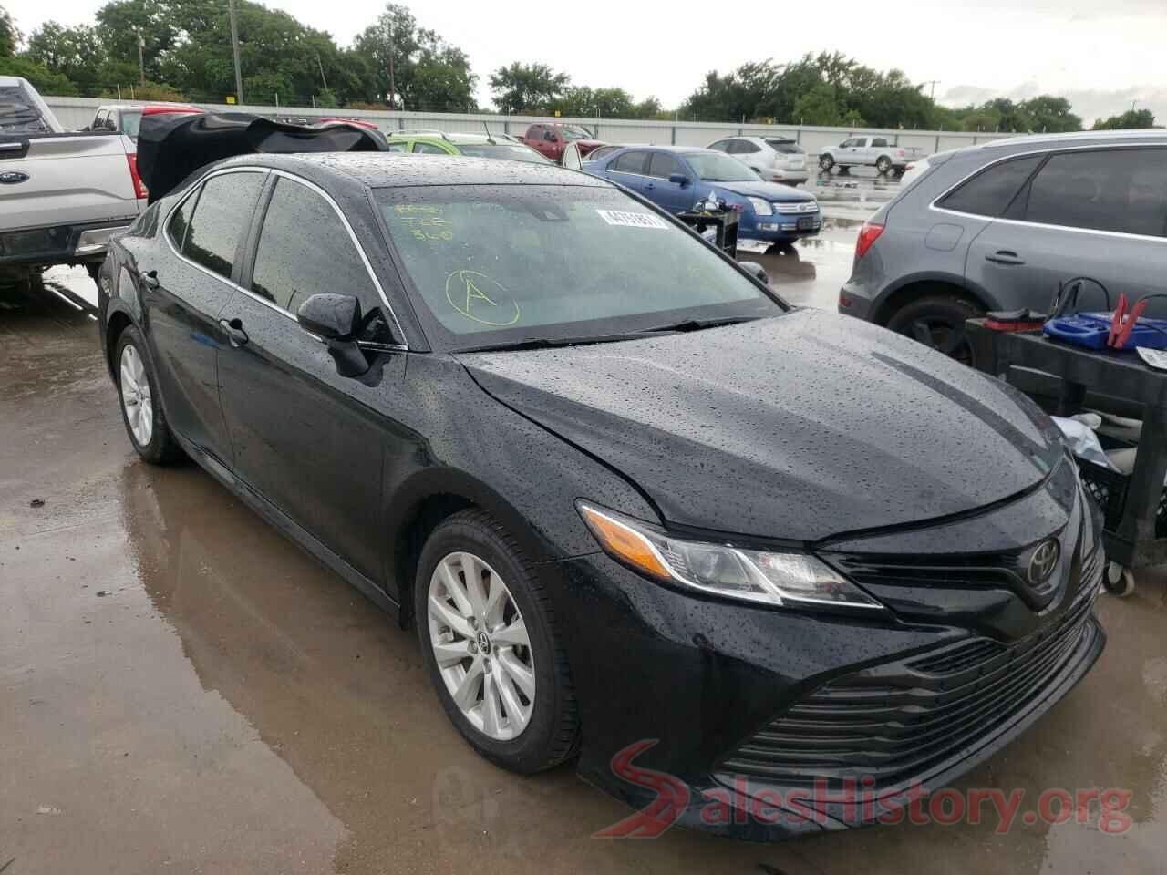 JTNB11HKXJ3067380 2018 TOYOTA CAMRY