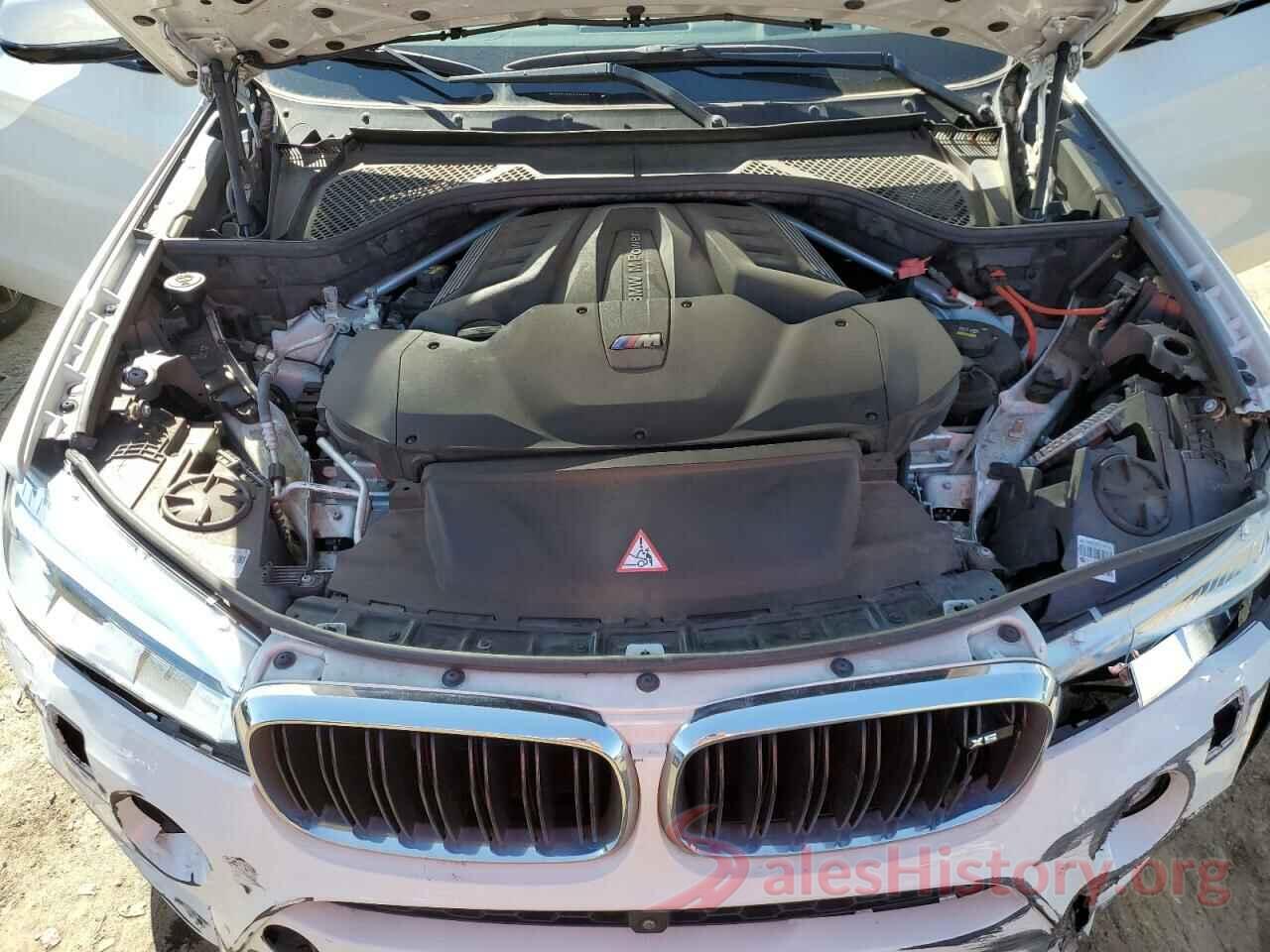 5YMKT6C55J0Y84262 2018 BMW X5