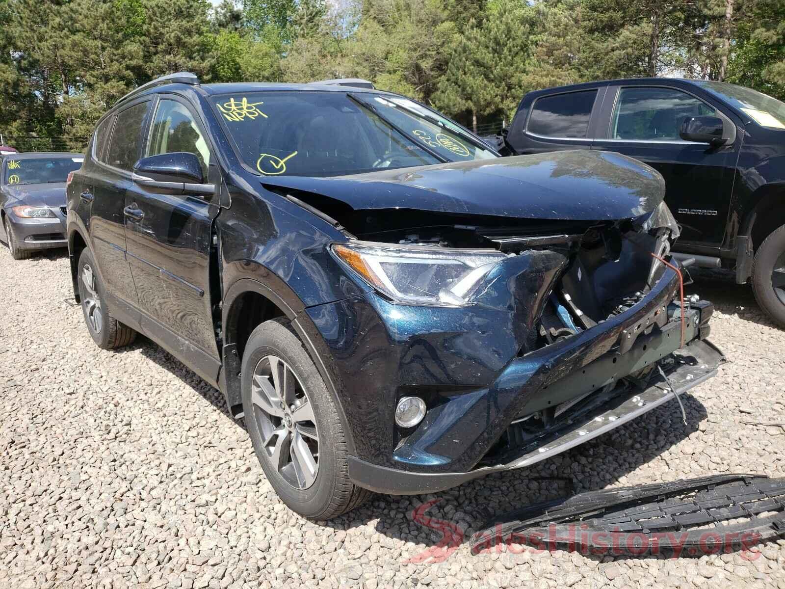 JTMRFREV0JJ259761 2018 TOYOTA RAV4