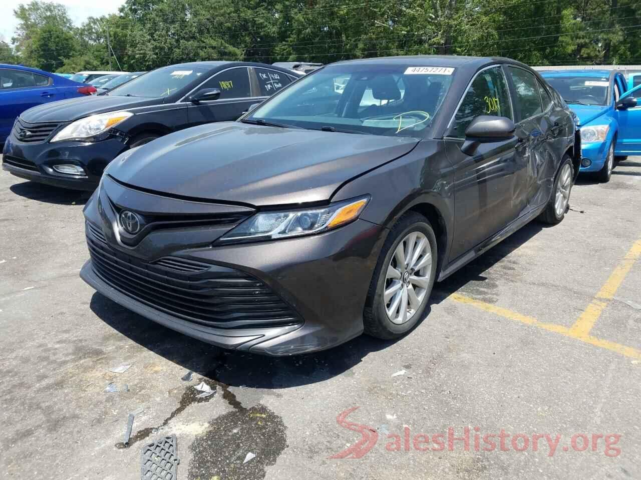 4T1B11HK3JU073418 2018 TOYOTA CAMRY