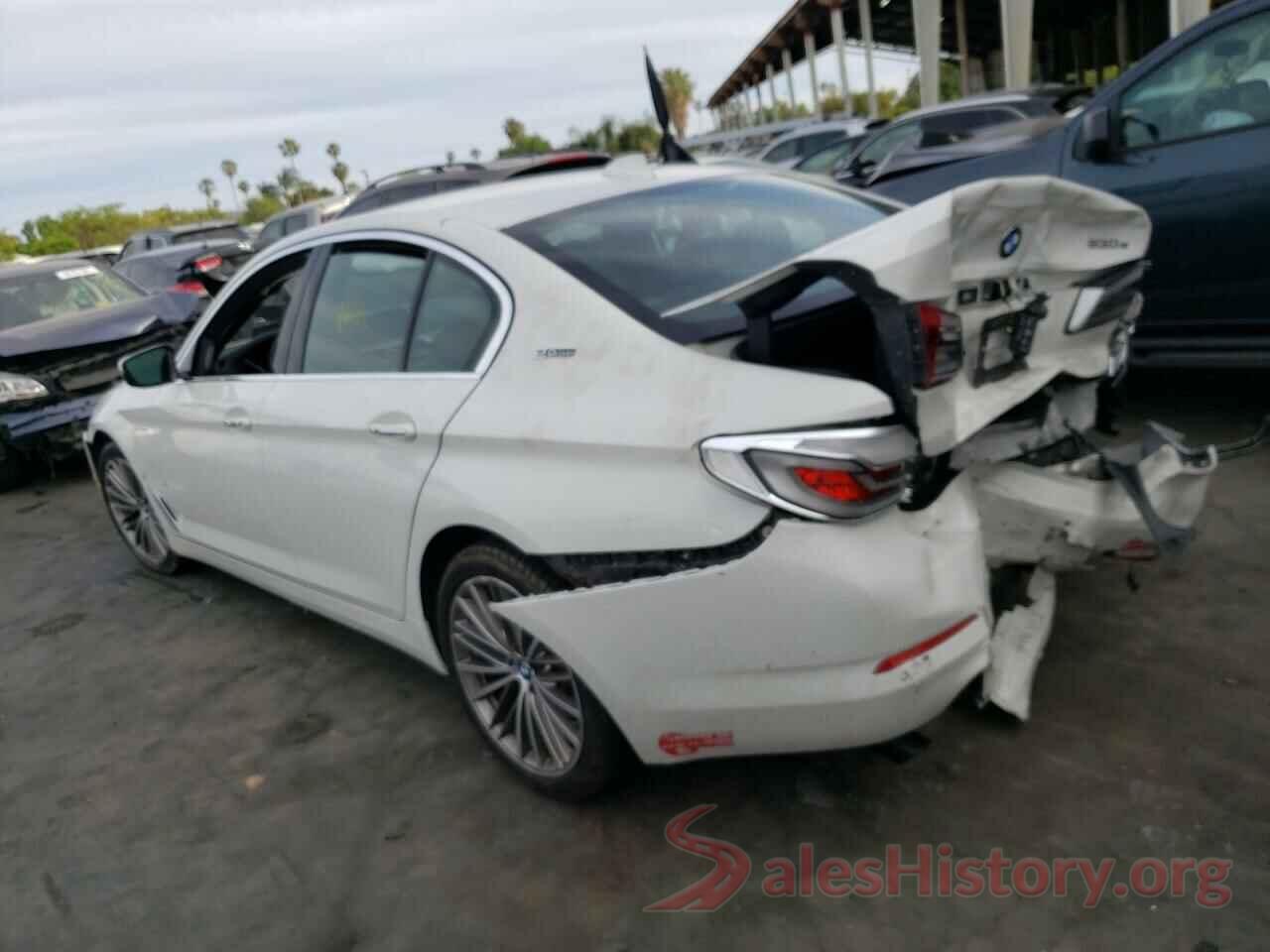 WBAJA9C59JB033272 2018 BMW 5 SERIES