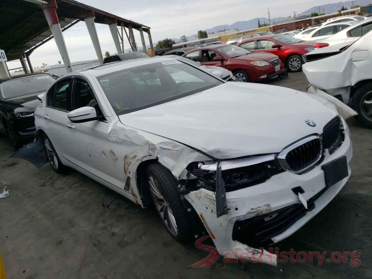 WBAJA9C59JB033272 2018 BMW 5 SERIES