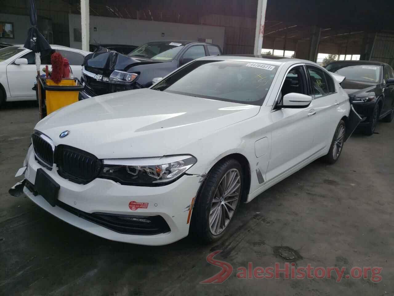 WBAJA9C59JB033272 2018 BMW 5 SERIES