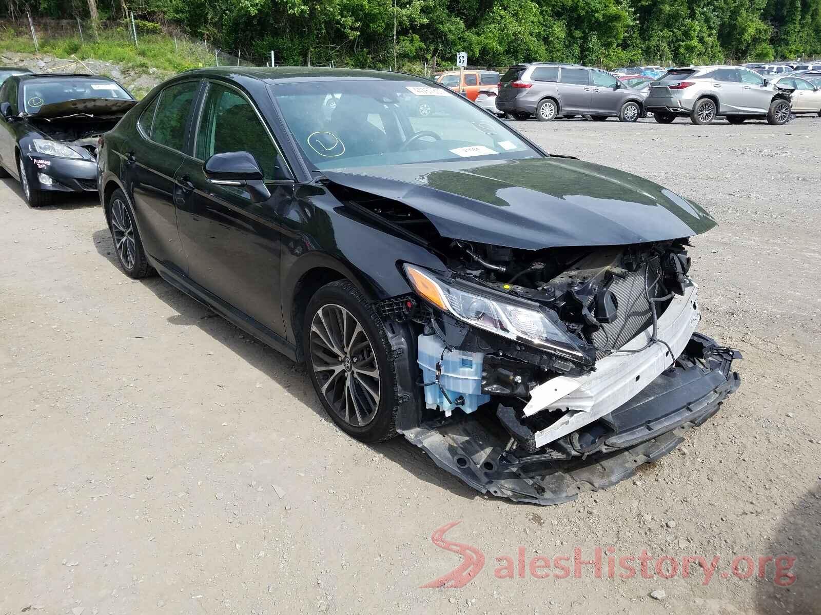 4T1B11HK6JU021779 2018 TOYOTA CAMRY