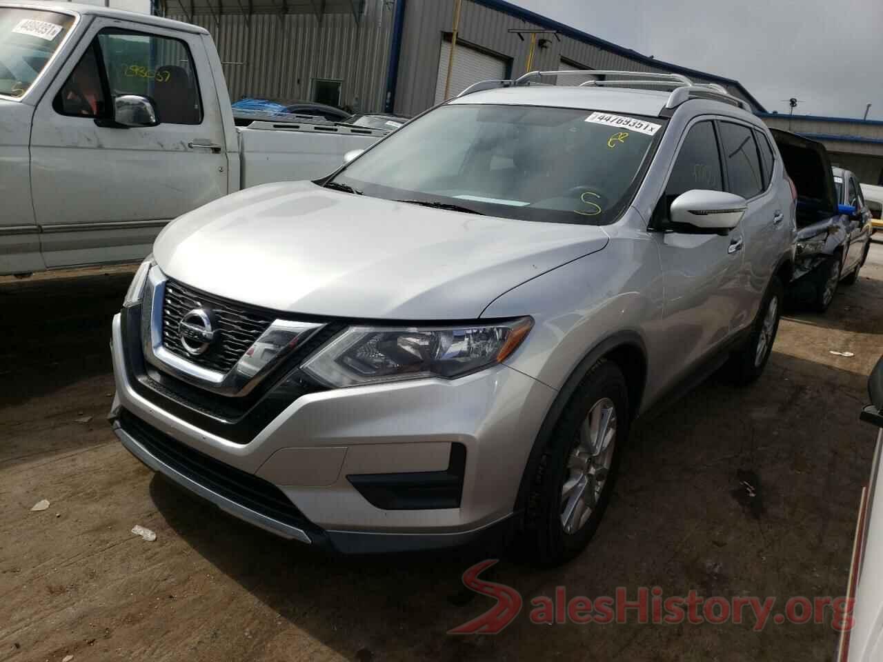 KNMAT2MT7HP507086 2017 NISSAN ROGUE