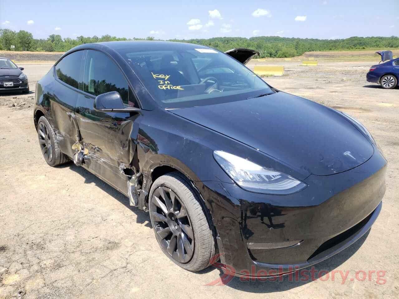 5YJYGDEE0MF125744 2021 TESLA MODEL Y