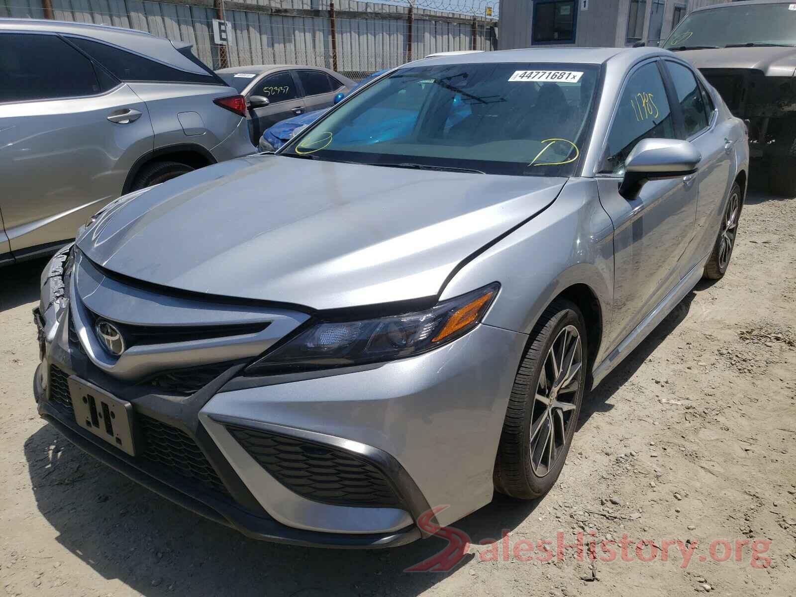 4T1G11AK4MU413180 2021 TOYOTA CAMRY