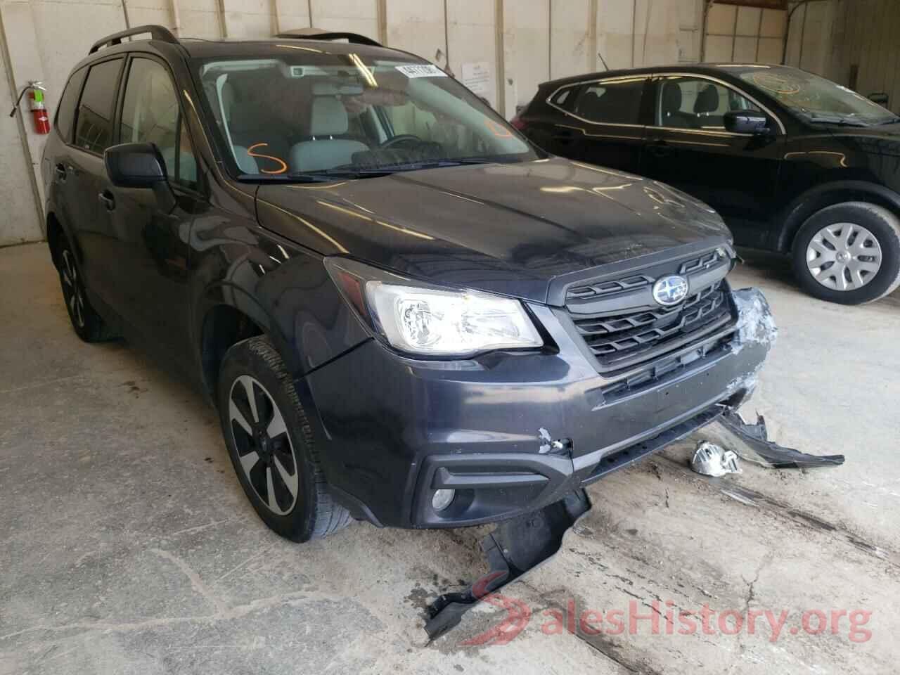 JF2SJAGC5HH485956 2017 SUBARU FORESTER