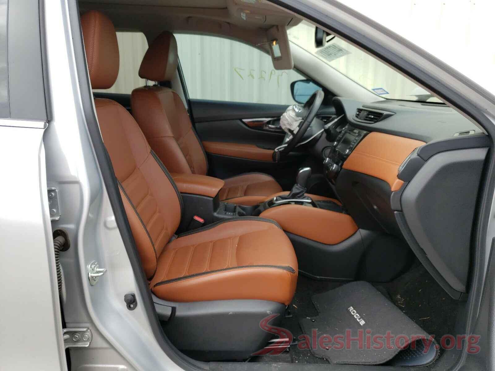 JN8AT2MTXJW452519 2018 NISSAN ROGUE