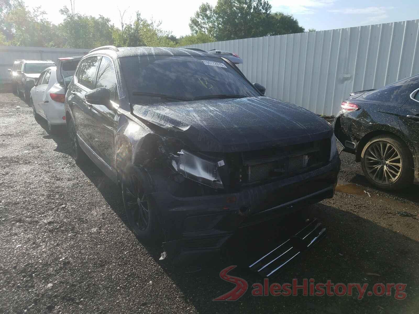 3VV3B7AX9JM121721 2018 VOLKSWAGEN TIGUAN