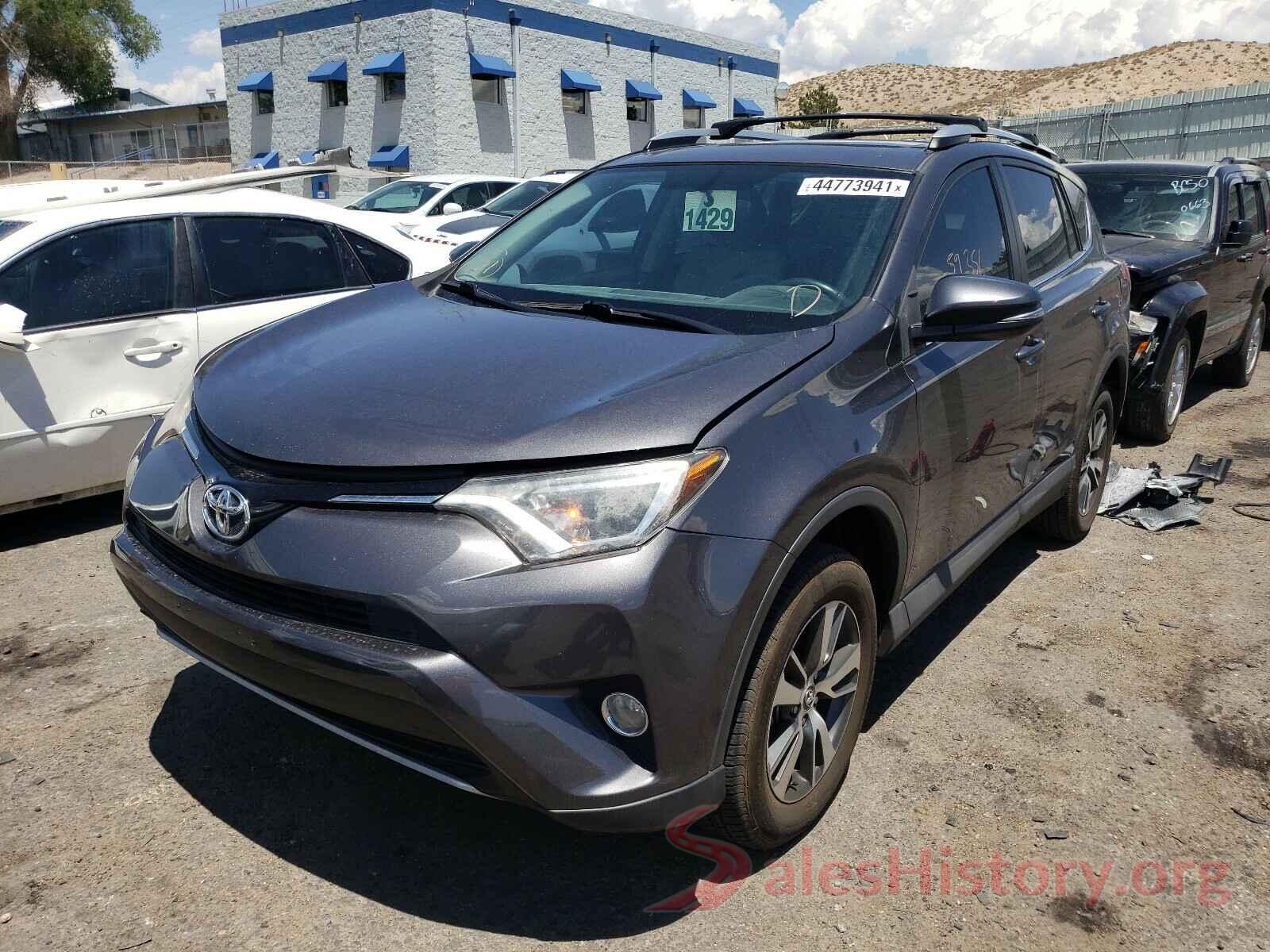 2T3WFREV8GW255017 2016 TOYOTA RAV4