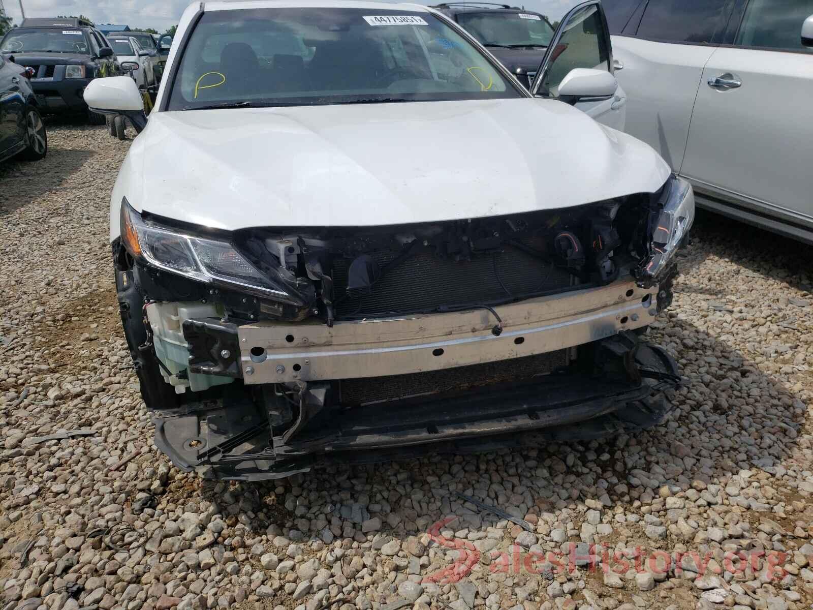 4T1B11HK5JU587349 2018 TOYOTA CAMRY