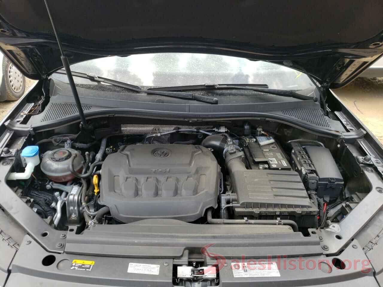 3VV5B7AX0JM219528 2018 VOLKSWAGEN TIGUAN