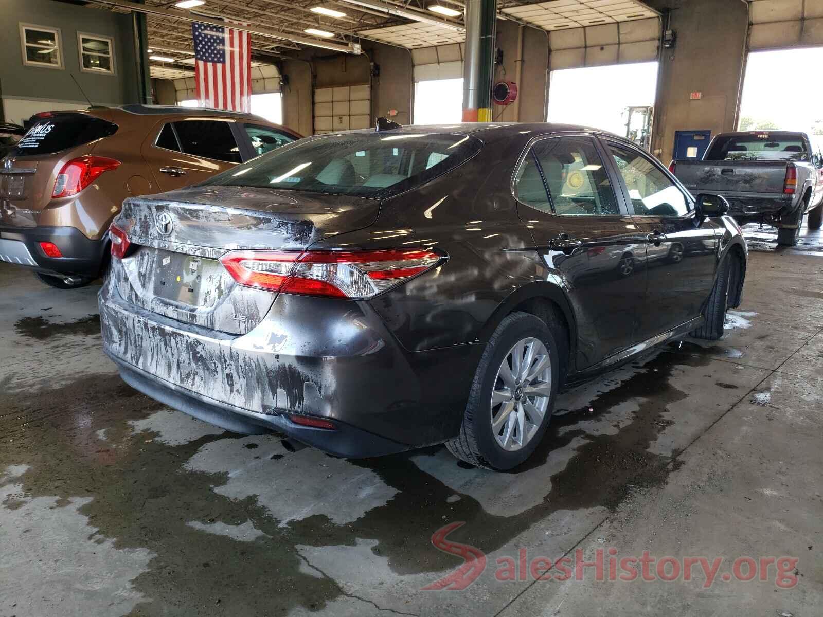 4T1B11HK4KU760926 2019 TOYOTA CAMRY