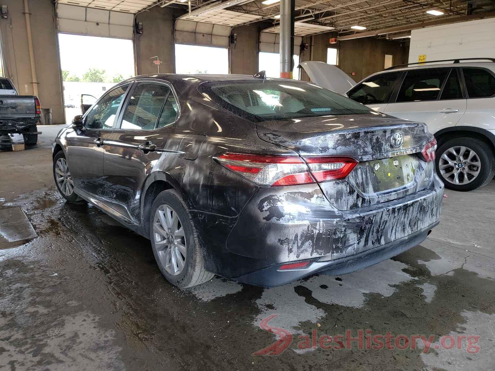 4T1B11HK4KU760926 2019 TOYOTA CAMRY