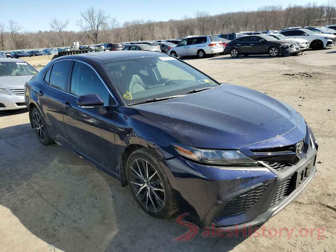 4T1G11BK7MU045236 2021 TOYOTA CAMRY