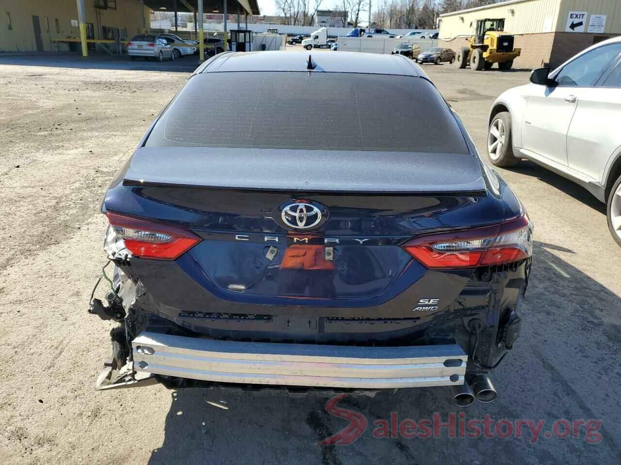 4T1G11BK7MU045236 2021 TOYOTA CAMRY