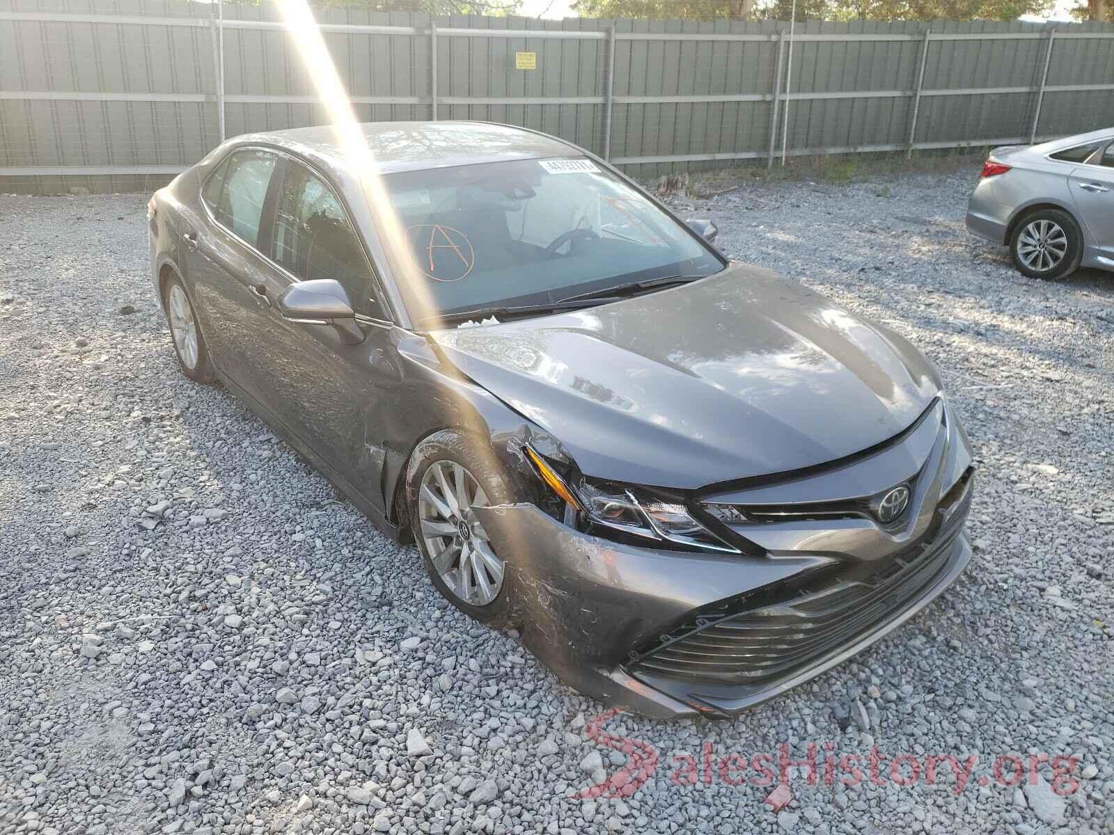 4T1B11HKXJU675538 2018 TOYOTA CAMRY