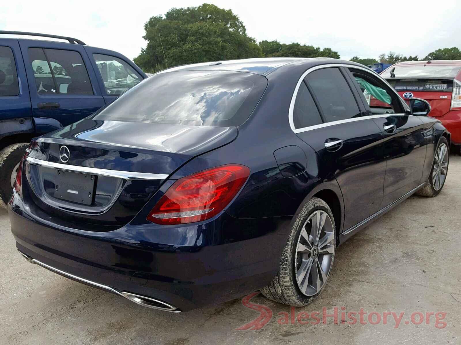 55SWF4JB1JU274129 2018 MERCEDES-BENZ C CLASS