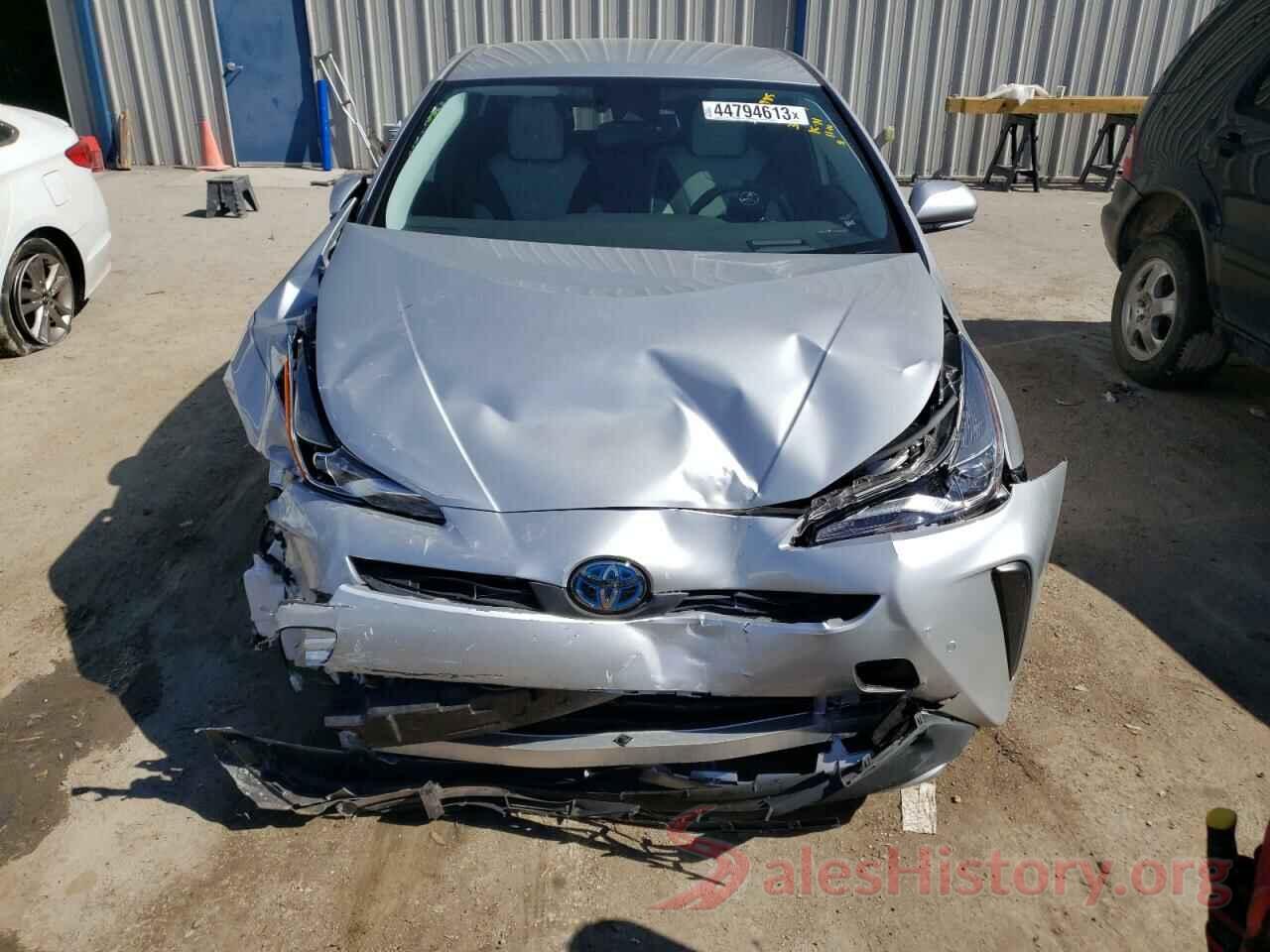 JTDKARFUXK3071051 2019 TOYOTA PRIUS