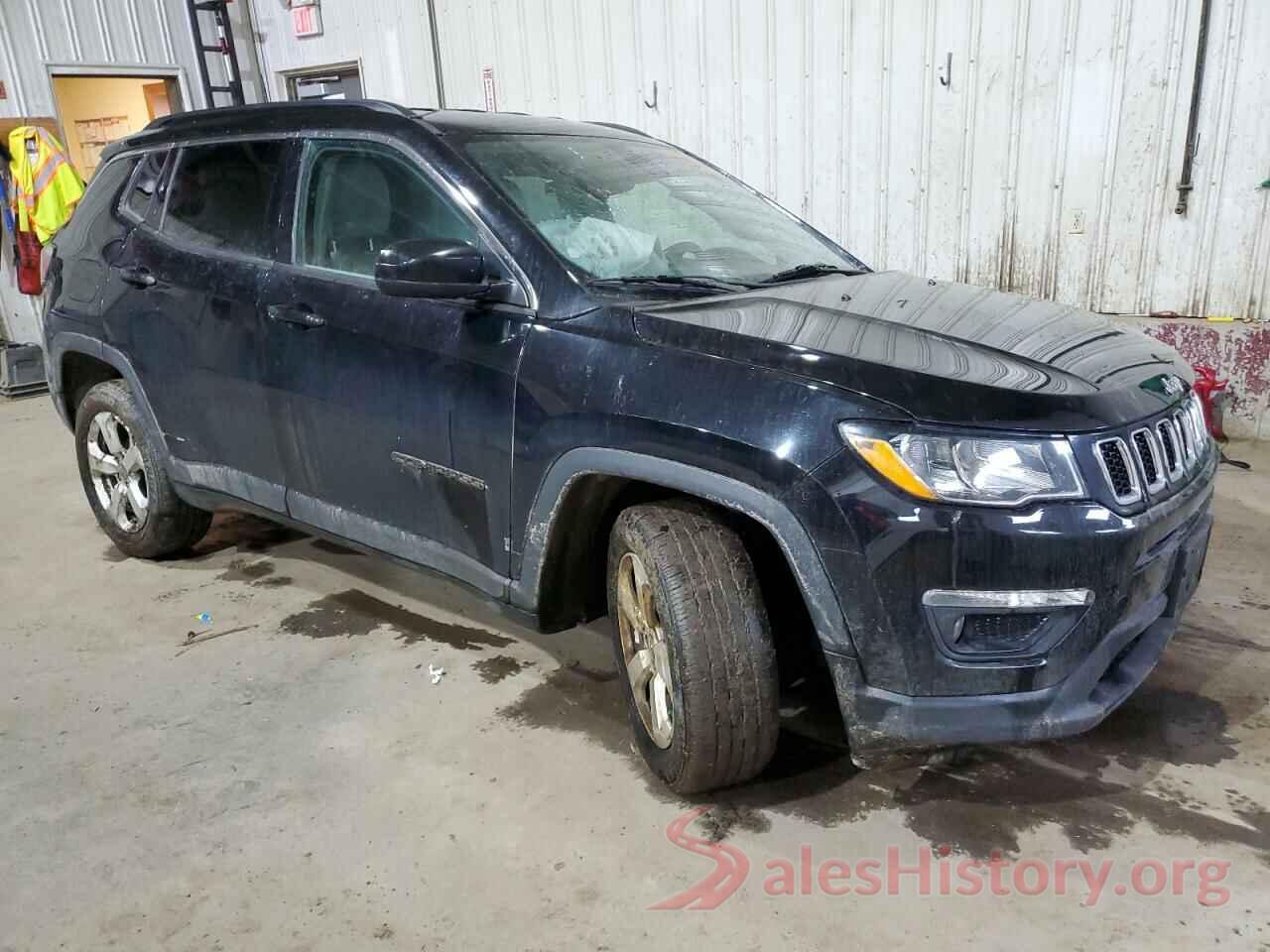 3C4NJDBB1JT246729 2018 JEEP COMPASS