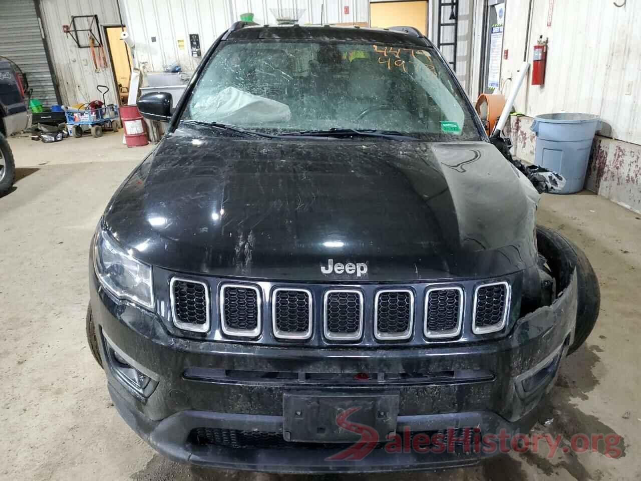 3C4NJDBB1JT246729 2018 JEEP COMPASS