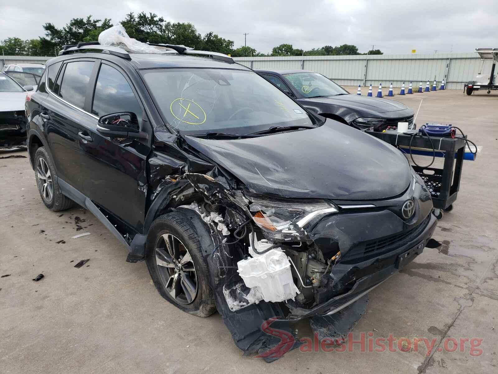 2T3WFREV4JW456095 2018 TOYOTA RAV4